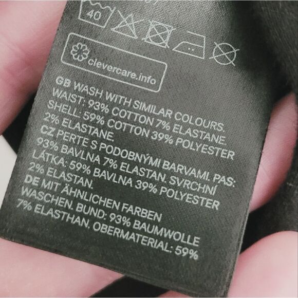 New H&M Mama Black Maternity Skinny Leg Jeans Size 8 NWT - Picture 3 of 7